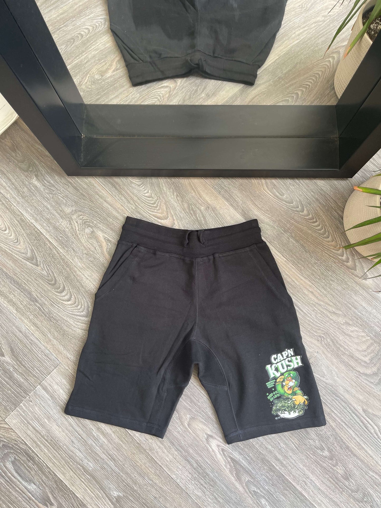 CAPTAIN KUSH SHORTS