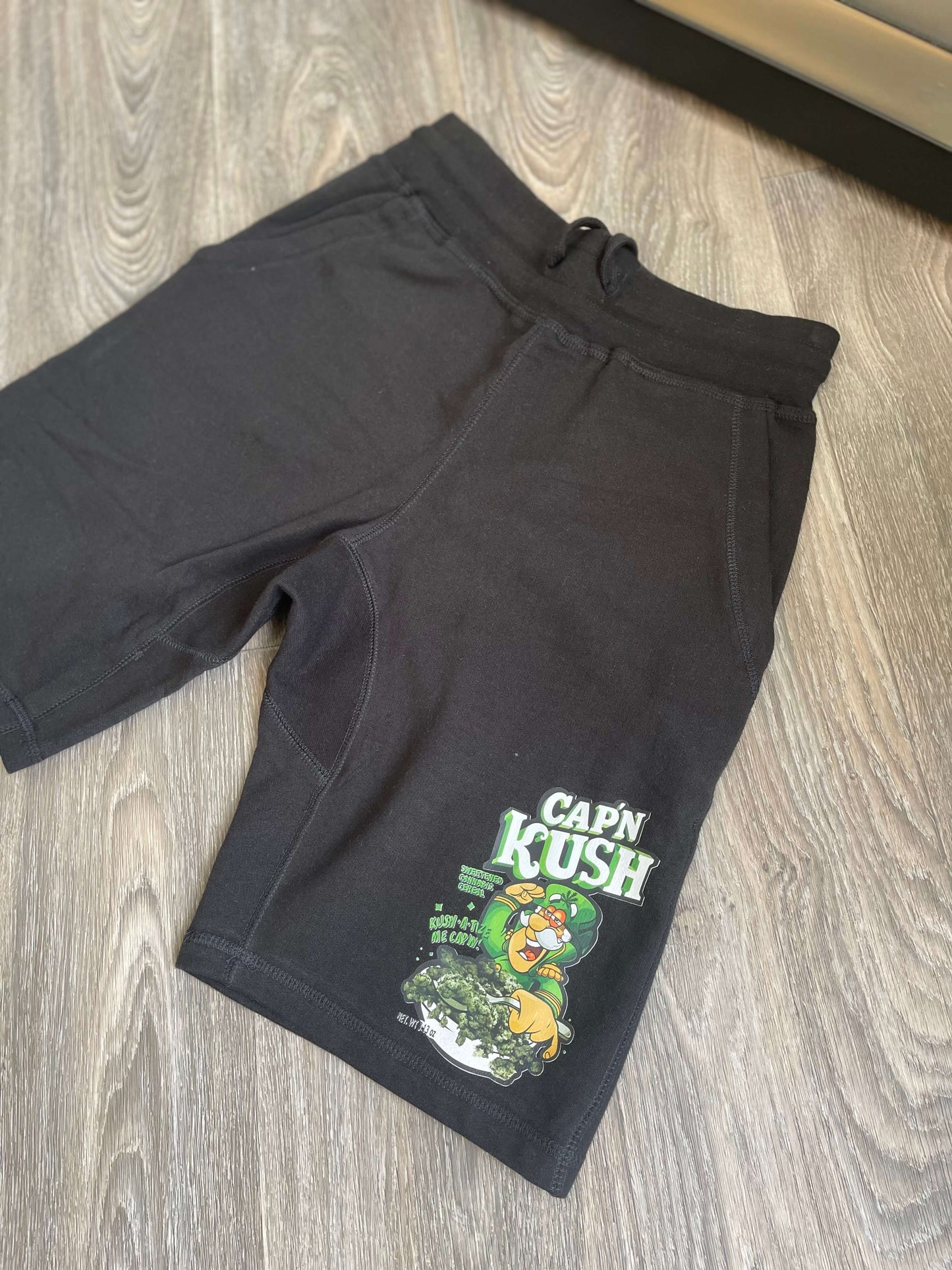 CAPTAIN KUSH SHORTS